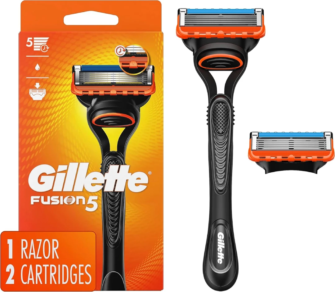Gillette Fusion5 Manual Razor Handle With 2 Razor Blade Refills