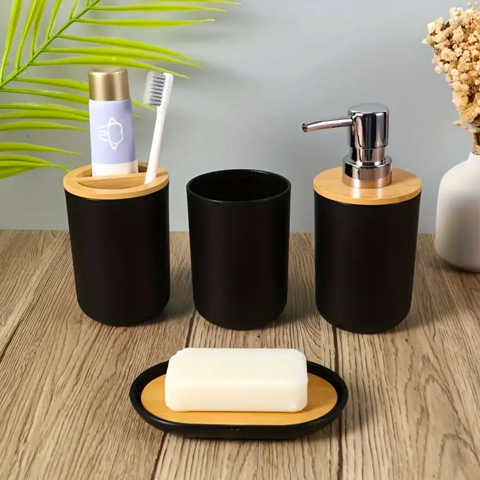 1 Set Of 4 Black Bathroom Toiletries Set