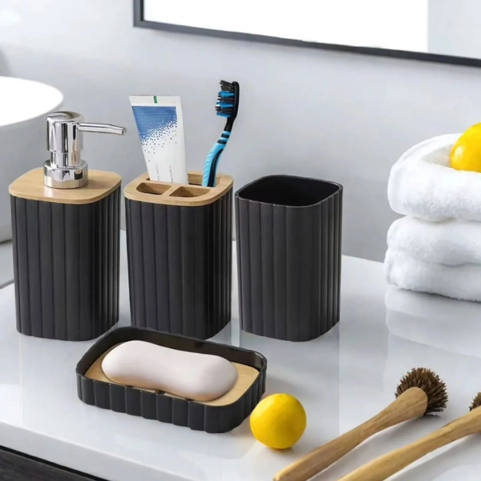 1 Set Of 4 square Bathroom Toiletries